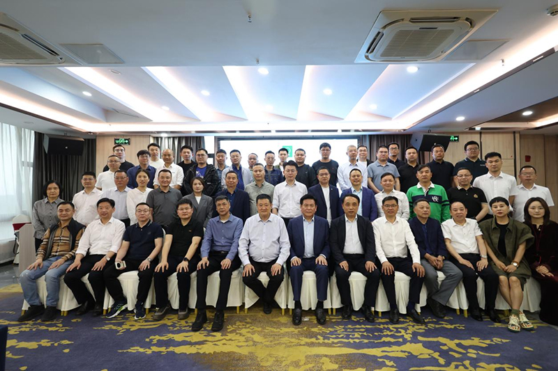 图片4.jpg 图片4.jpg